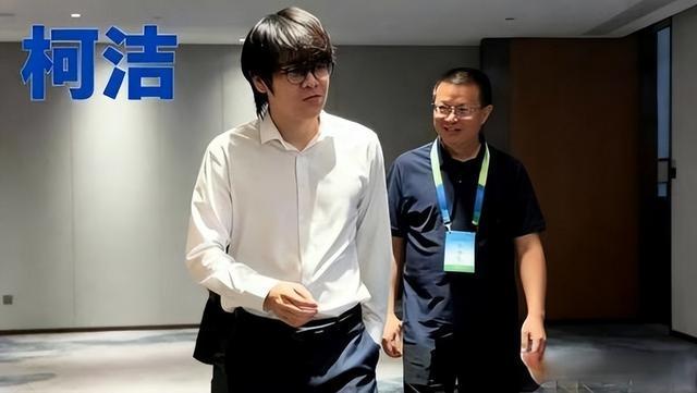 中超综合:成都队13分领跑 董方雨二度“主哨”