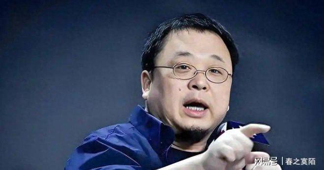 完爆阿尔瓦雷斯!巴萨挖到终极黑马!无名神锋独进 4 球封神