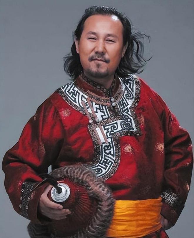为什么公安局总是在招辅警?不是没人干,而是背后有3个现实原因