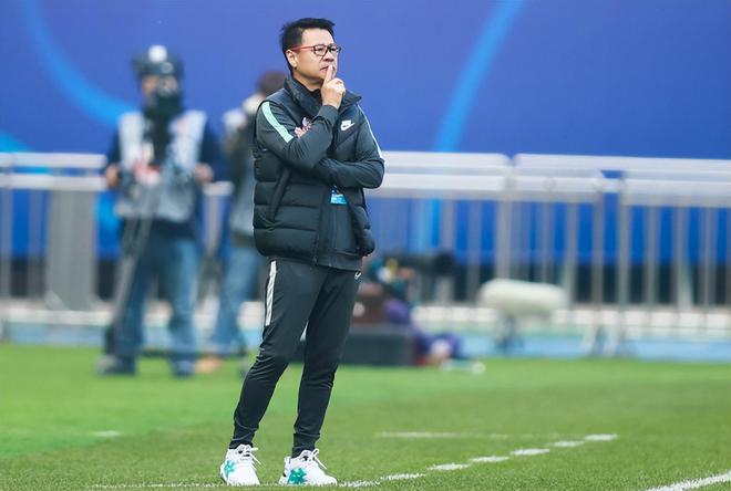哥伦比亚惊艳世界杯:哈梅斯领衔压制葡萄牙,黑马本色尽显