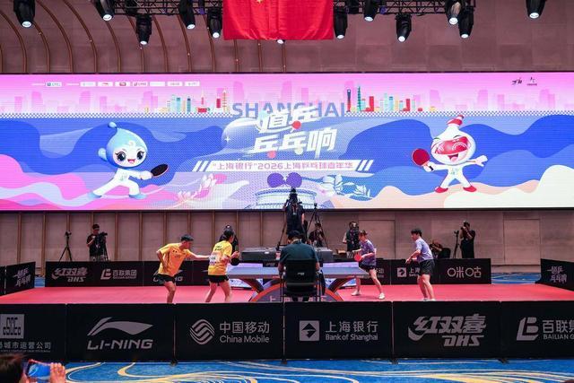 中国籍裁判再登世界杯,46岁马宁体脂率常年控制在11%,入驻小红书半月涨粉超20万