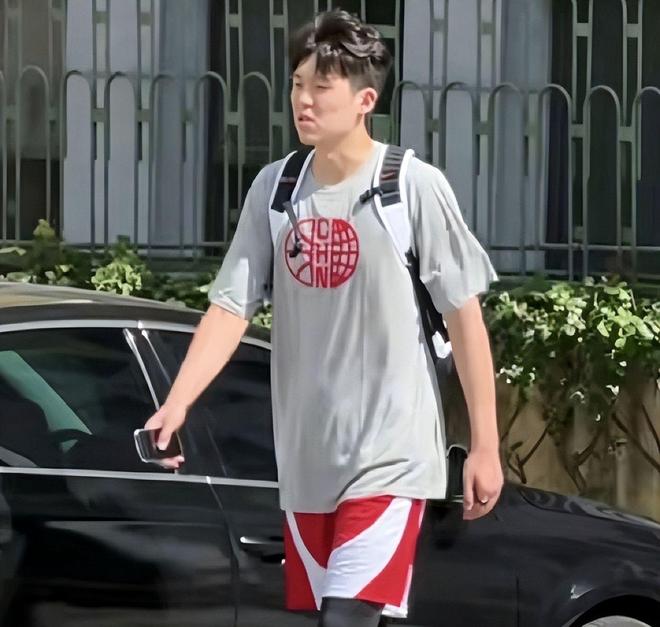 王楚钦/孙颖莎晋级WTT美国大满贯混双四强