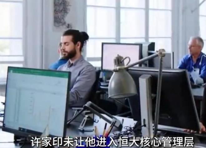 姆巴佩罚丢点球引争议 哈兰德发文吐槽等待罚球时间太长