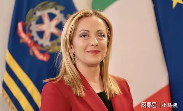 杨铭锐归队,毕津浩人气王 大连3外援合同年底到期 蓄力冬窗