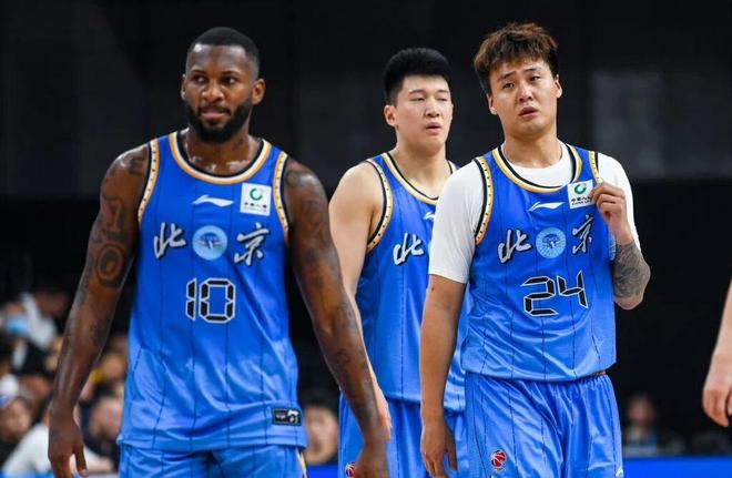印度媒体不忍了！怒批亚运主办方：好不容易分到房 还要被迫挤着睡