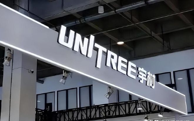 一波四连胜,郑宝罗获得2026赛季首个挑战赛男双冠军