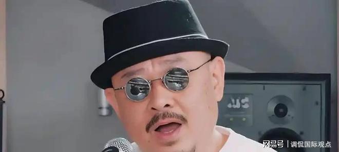 玩得挺深啊!考上福州大学升学宴,家长发请帖明确谢绝红包,网友吵翻:去吃饭真能空手来?
