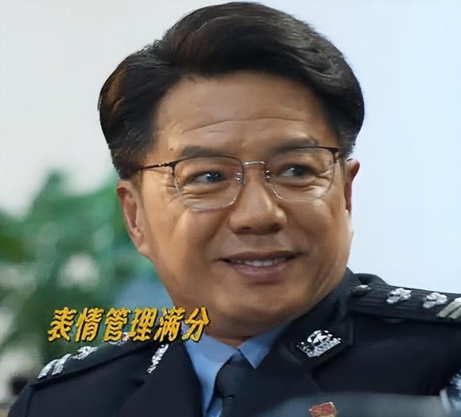 4队疯抢!上海高价截胡辽宁追克里斯,北控官宣哈里斯,京籍主帅扎堆